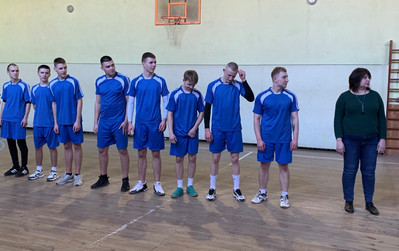 Змагання з волейболу (серед юнаки), шахів та шашок (змішані команди) між фаховими коледжами міста Луцька