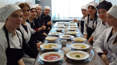 Відпрацювання лабораторної роботи з теми: "Приготування супів" здобувачами освіти групи Р-21